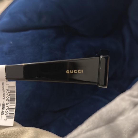 Gucci Silver Mirrored 58MM Sunglasses - Picture 5 of 7